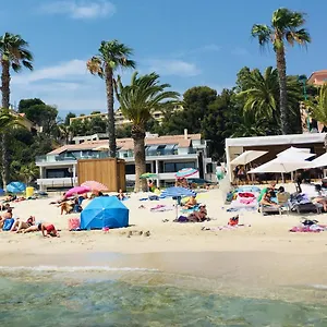 Studio De Prestige Dans Résidence Face à La Mer , Bandol France